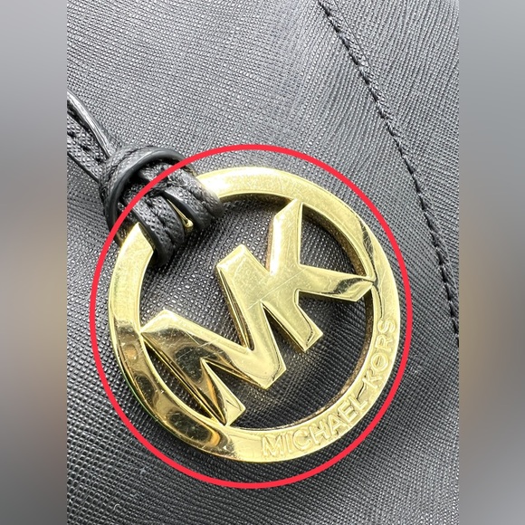 Michael Kors Medium Kellen Tote - Picture 13 of 13